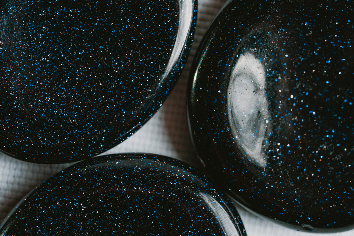 Blue Goldstone Mini Disc – Mini Blue Goldstone Disc for Inspiration and Starry Elegance