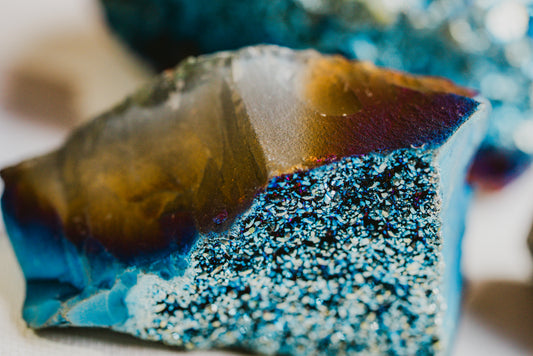 Blue Titanium Aura Geode – High-Vibration Crystal for Creativity, Clarity, and Inspiration