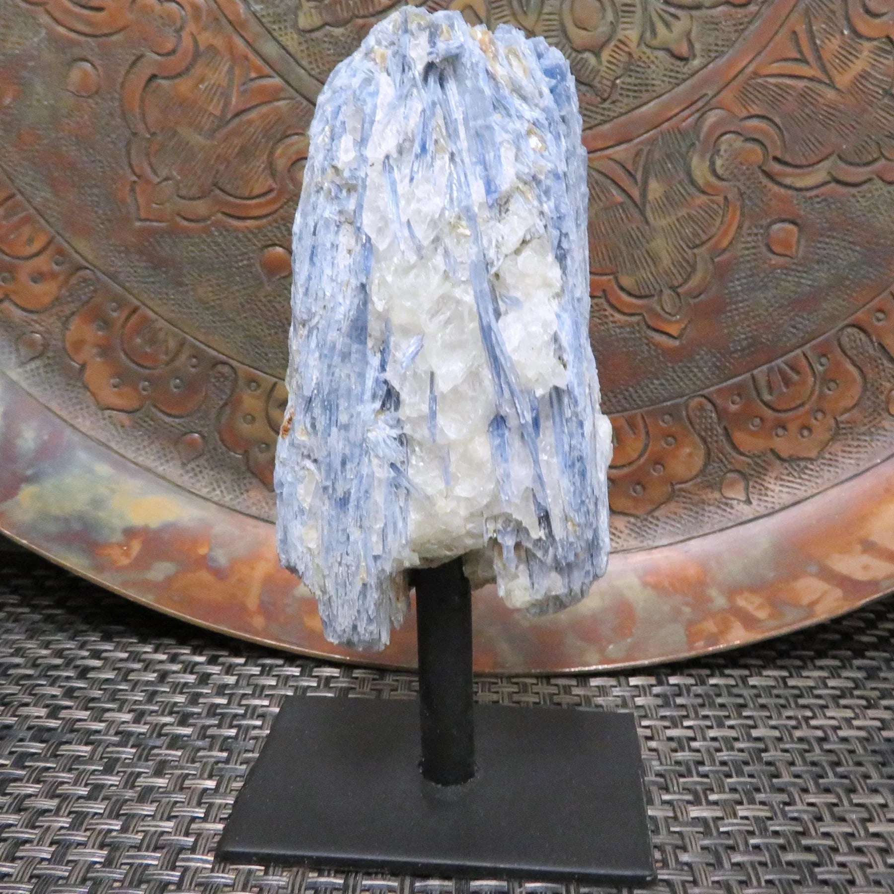 Blue-Kyanite-on-Metal-Stand-for-Clarity-and-Energetic-Alignment