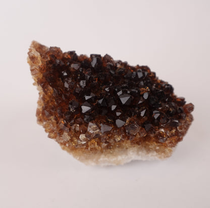 Citrine Geode – Citrine Geode for Prosperity and Positive Energy