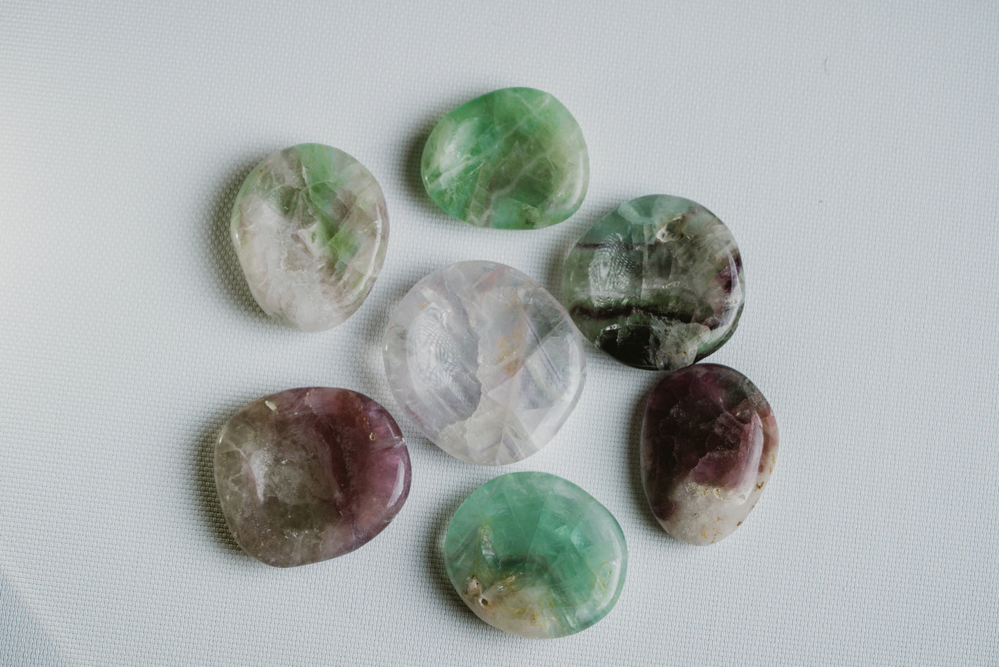 Fluorite Disc – Multicolored Mineral for Focus, Protection, and Visual Harmony