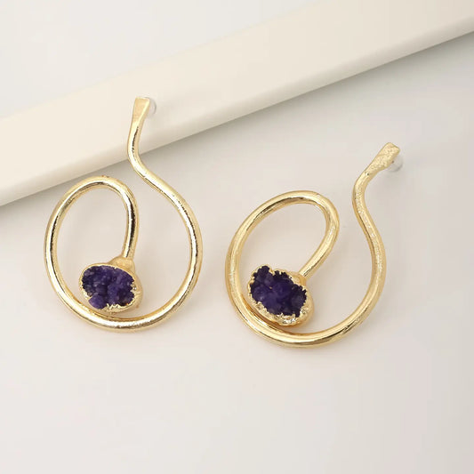 Unique-and-Timeless-Women’s-Jewelry