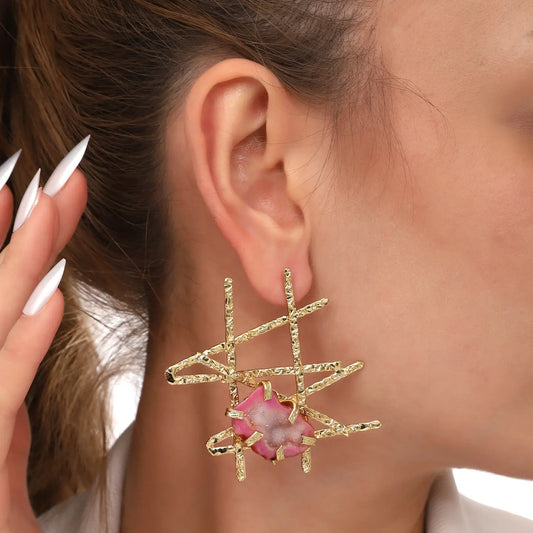 Timeless-and-Conscious-Women’s-Jewelry