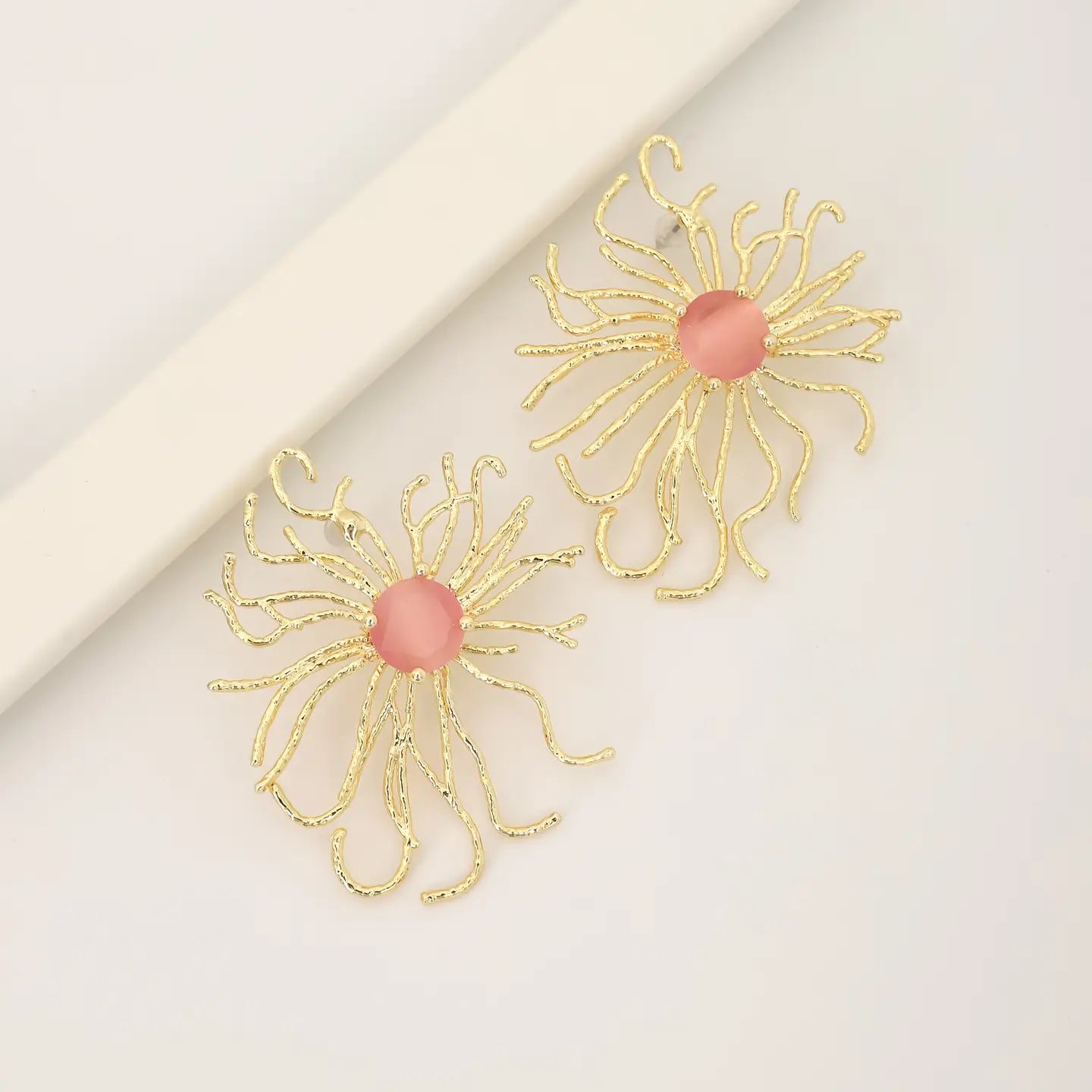 Elegant-Handmade-Jewelry-with-Natural-Charm