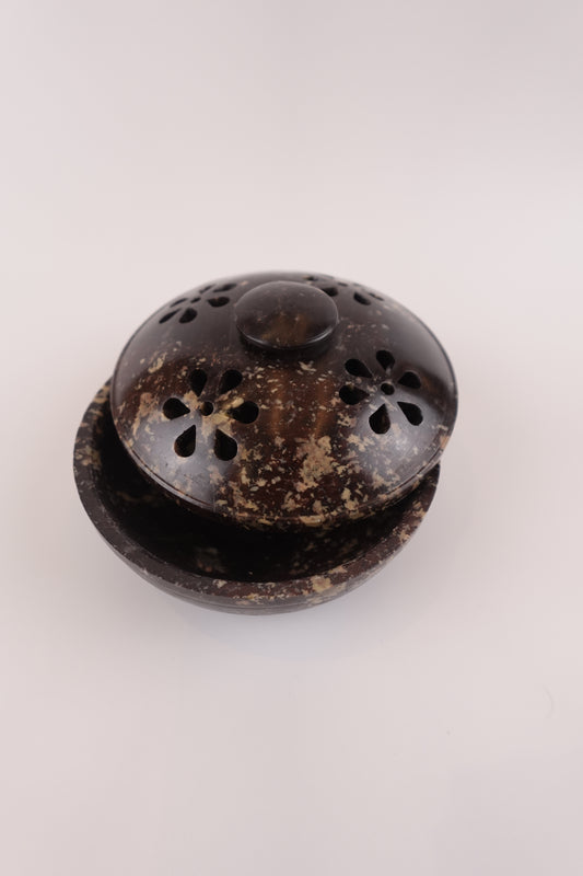 Natural Soapstone Incense Pot – Handcrafted Stone for Rituals, Grounding, and Nature Connection
