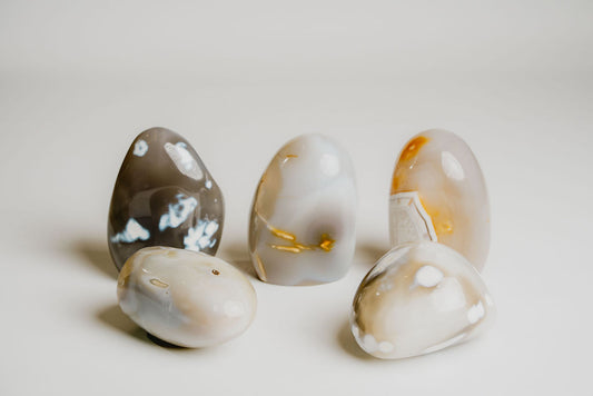 Decorative-Orca-Agate-Stone-for-Emotional-Strength-and-Grounding-Energy
