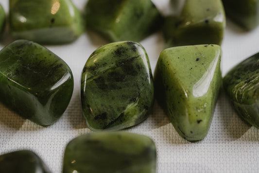 Green-Stone-for-Calm-Clarity-and-Earth-Connection