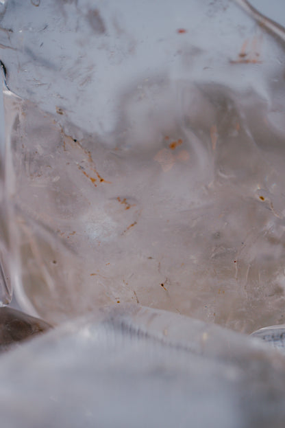 Polished Clear Quartz Pocket Crystal – Pure Energy for Clarity, Balance, and Daily Focus