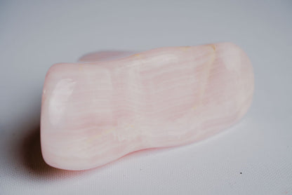 Rose Quartz Free Form – Decorative Rose Quartz for Love and Emotional Harmony