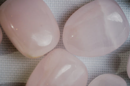 Rose Quartz Pocket Crystal – Gentle Stone for Love, Emotional Clarity, and Harmony