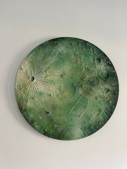 Small Moon with Crystals – Handcrafted Lunar Sculpture with Quartz, Aventurine, and Citrine for Energy and Harmony