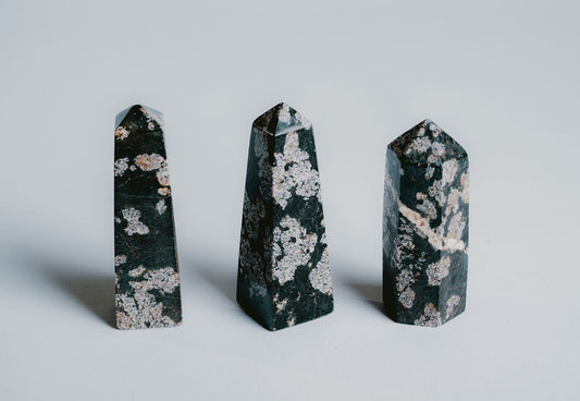 Decorative-Snowflake-Obsidian-Tower-for-Clarity-and-Emotional-Balance