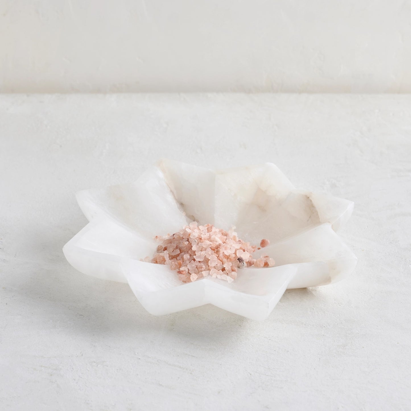 Alabaster-Marble-Star-Shaped-Bowl-for-Décor-and-Altars