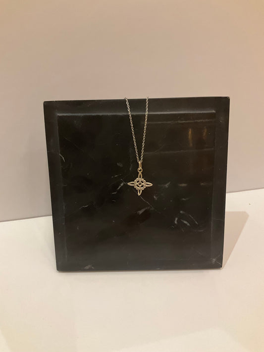 Protective-Jewelry-for-Harmony -and -Balance