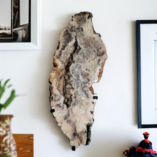 Heartlight Halo – Pink Amethyst Wall Art for Harmony and Sacred Beauty