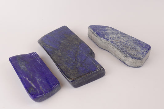 Lapis Lazuli Free Form – Stone of Wisdom for Mental Focus, Clarity, and Timeless Elegance